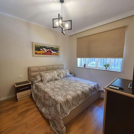 Center Of Tirana Enes'S Apartments Eksteriør bilde